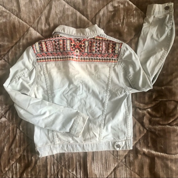 Berenice embroidered jean jacket, made in France, medium - Picture 9 of 9